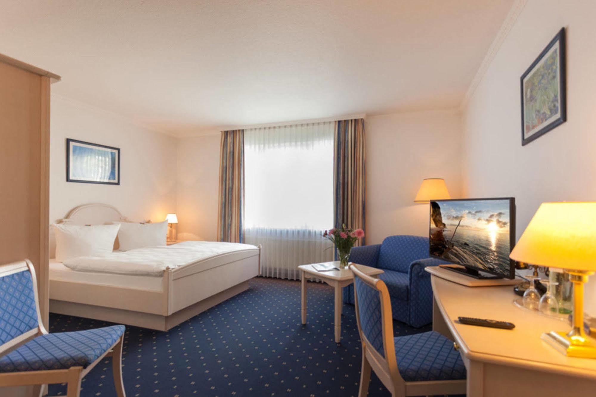 Hotel Meerzeit บินซ์ ภายนอก รูปภาพ